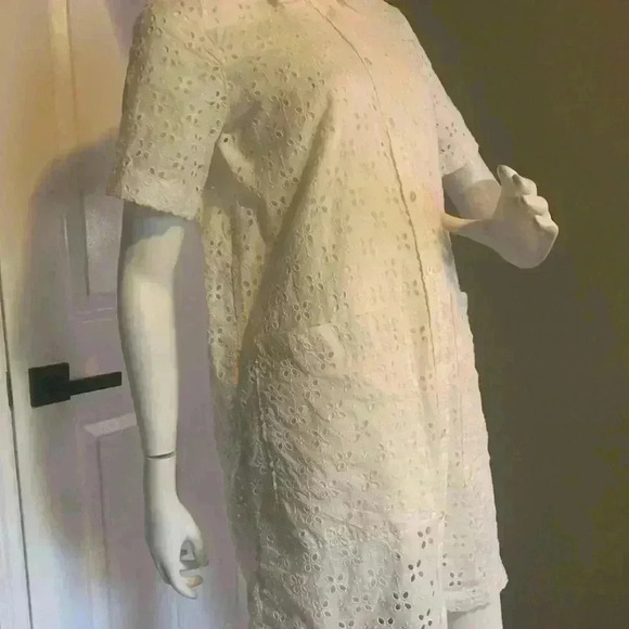 Gap - Picture 5 of 15